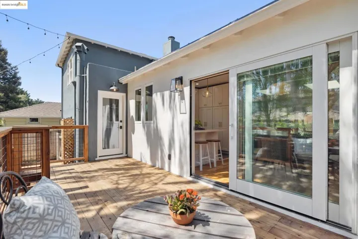 5064 Kearney Ave, Oakland, California 94602