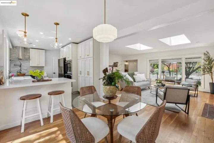 5064 Kearney Ave, Oakland, California 94602