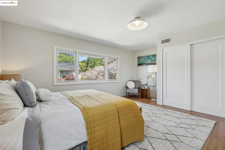 5064 Kearney Ave, Oakland, California 94602
