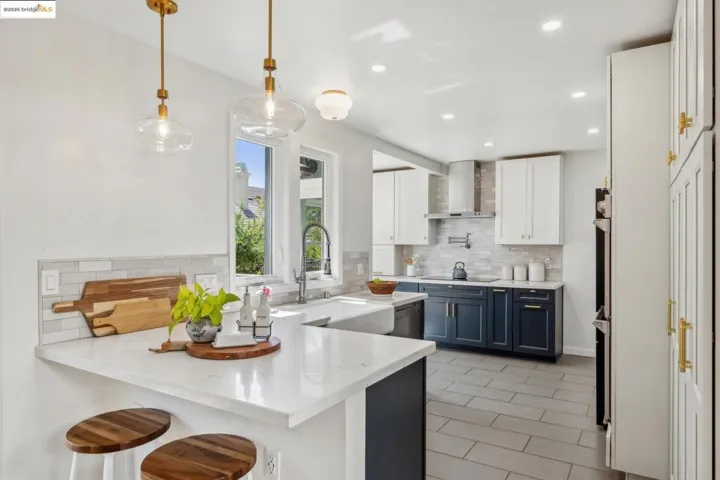 5064 Kearney Ave, Oakland, California 94602