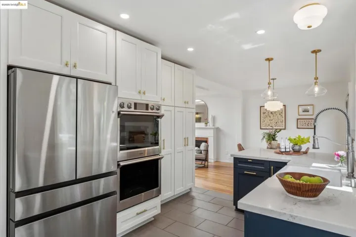 5064 Kearney Ave, Oakland, California 94602