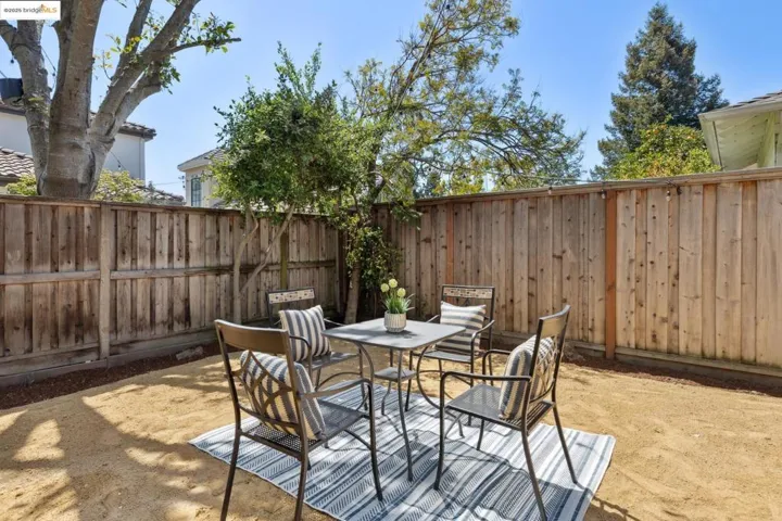 5064 Kearney Ave, Oakland, California 94602