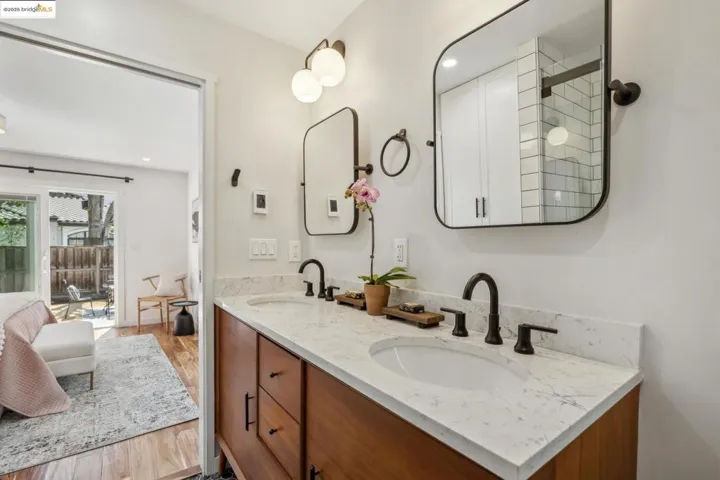 5064 Kearney Ave, Oakland, California 94602
