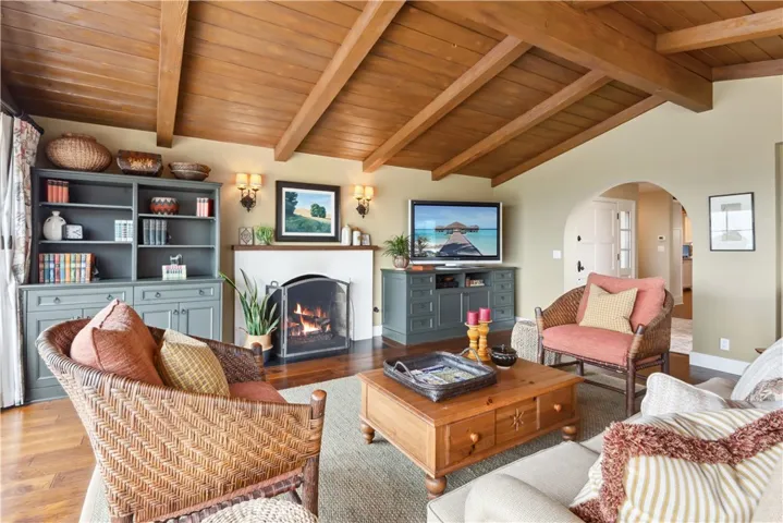 308 Via Almar, Palos Verdes Estates, California 90274