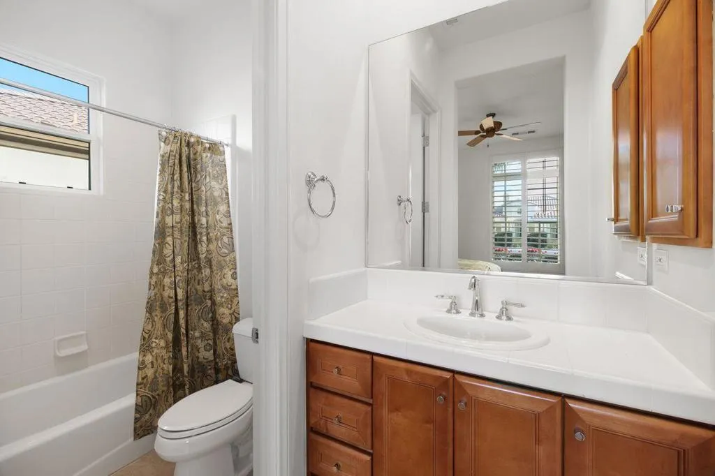 38 Calle Del Norte, Rancho Mirage, California 92270 home-pic-19