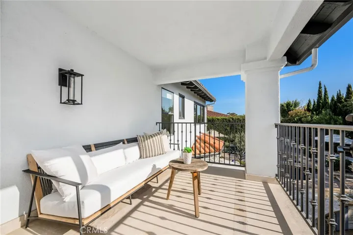 51 Via Costa Verde, Rancho Palos Verdes, California 90275