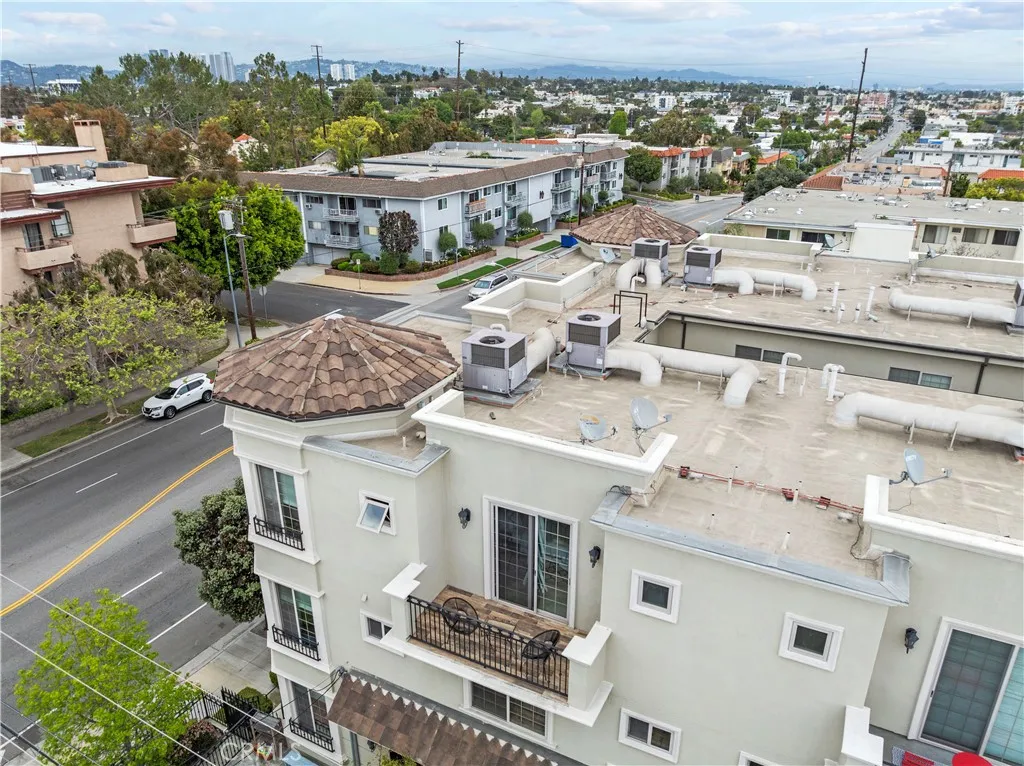 3501 Tilden Avenue 9, Los Angeles, California 90034 home-pic-50