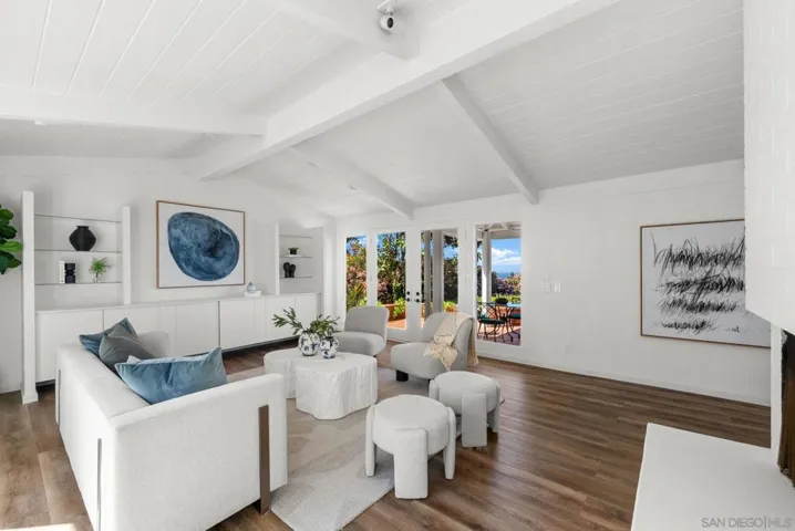 7328 Country Club Dr, La Jolla, California 92037