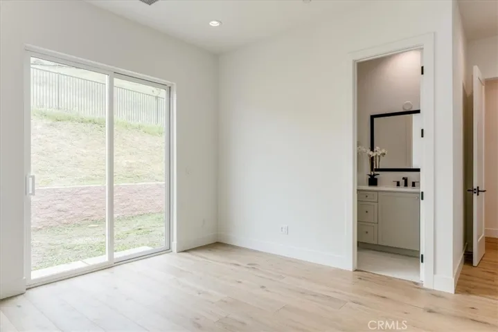 Secondary Bed