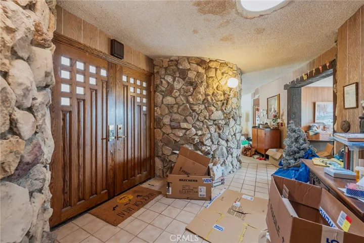 5202 Middlecrest Road, Rancho Palos Verdes, California 90275