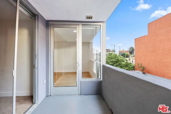 10473 Santa Monica Boulevard 405, Los Angeles, California 90024