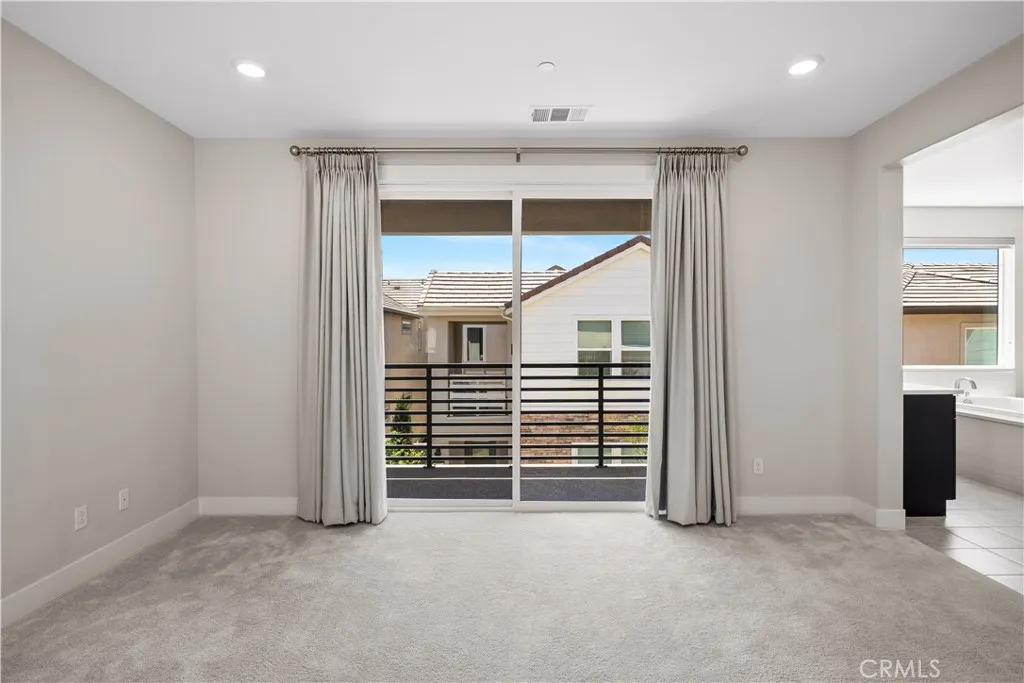 242 Chorus, Irvine, California 92618 home-pic-21