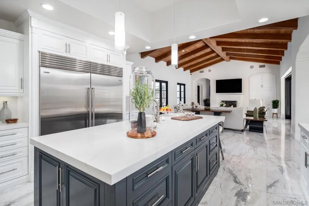 7630 Iluminado, San Diego, California 92127 home-pic-6