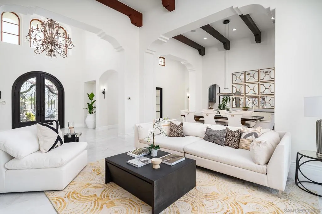 7630 Iluminado, San Diego, California 92127 home-pic-2