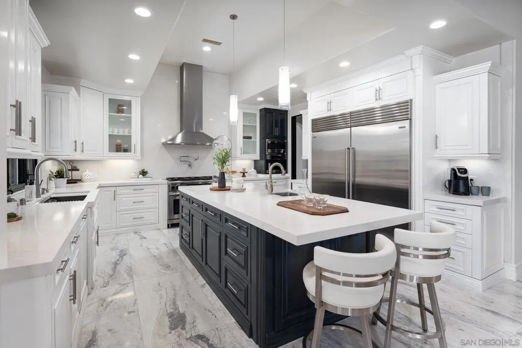 7630 Iluminado, San Diego, California 92127 home-pic-7