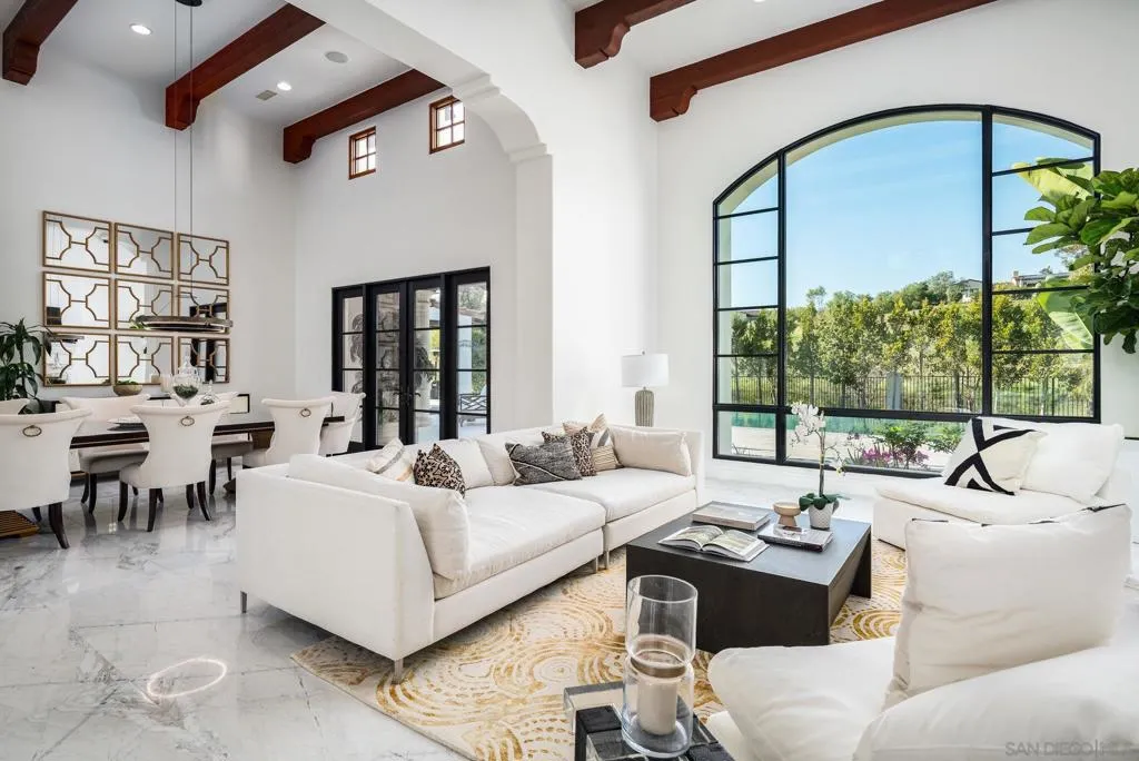 7630 Iluminado, San Diego, California 92127 home-pic-4