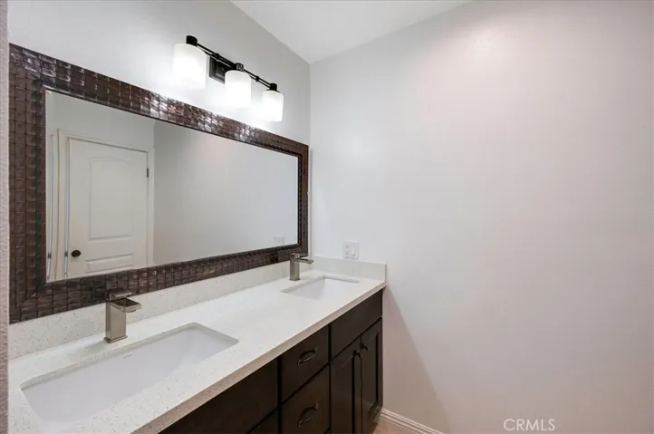 3205 S Sycamore Street, Santa Ana, California 92707