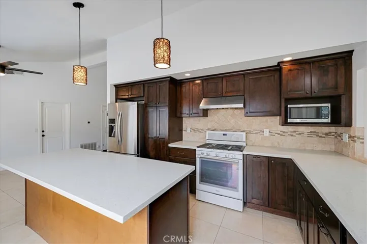 3205 S Sycamore Street, Santa Ana, California 92707