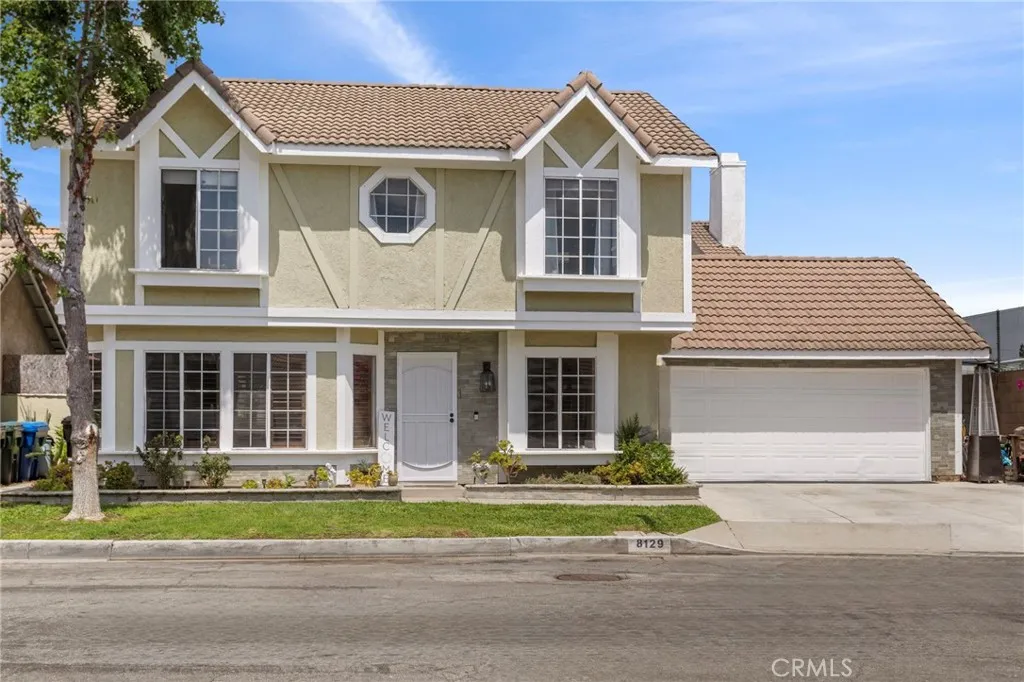8129 Rancho Poderoso Road, Paramount, California 90723, 4 Bedrooms Bedrooms, ,3 BathroomsBathrooms,Residential,For Sale,Rancho Poderoso,DW25087480
