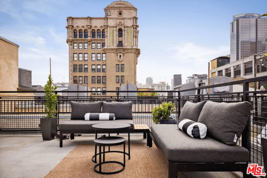 253 S Broadway 508, Los Angeles, California 90012 home-pic-30