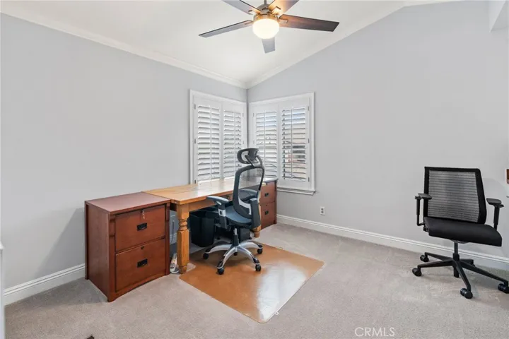 5040 Wagner Way, Oak Park, California 91377