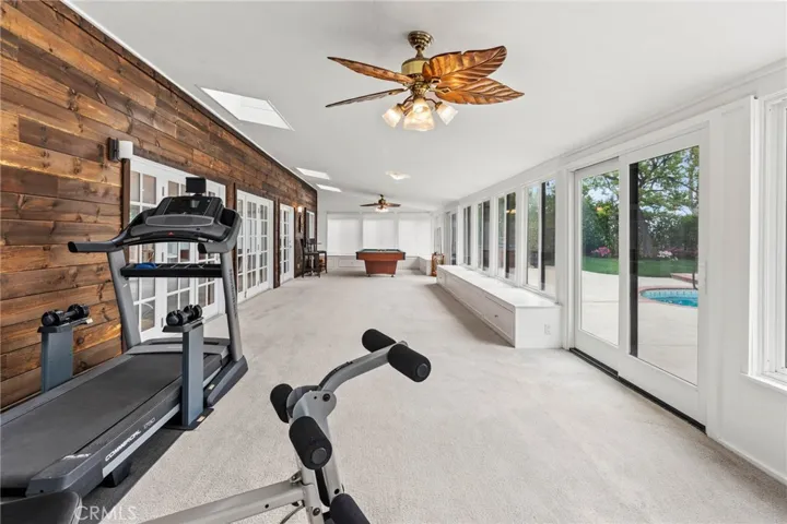 5040 Wagner Way, Oak Park, California 91377