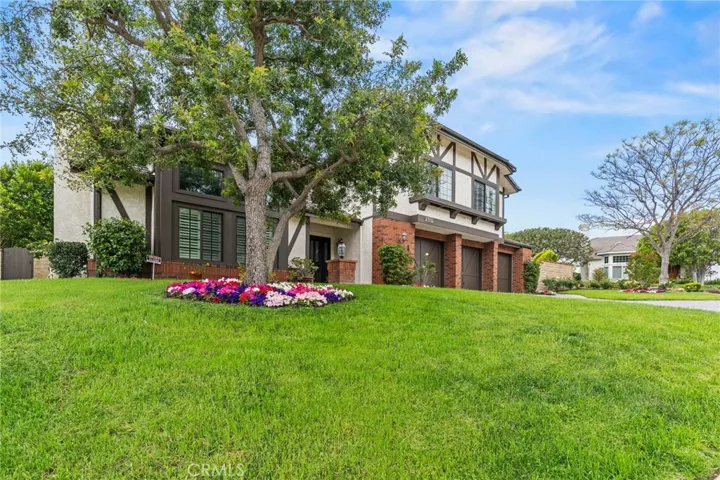 5040 Wagner Way, Oak Park, California 91377