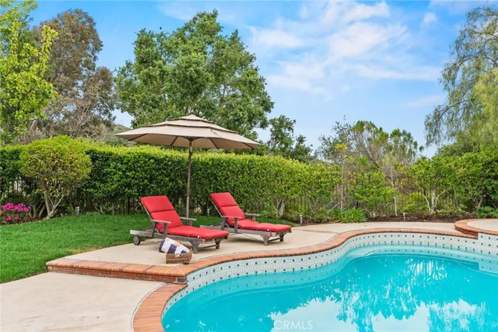 5040 Wagner Way, Oak Park, California 91377