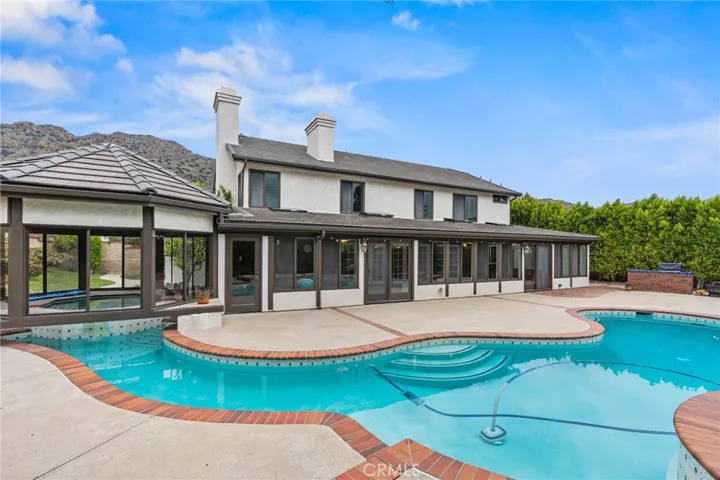 5040 Wagner Way, Oak Park, California 91377