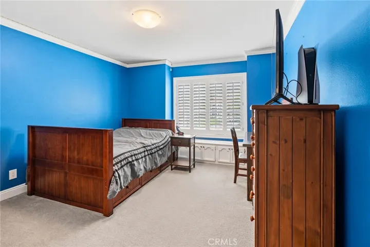 5040 Wagner Way, Oak Park, California 91377