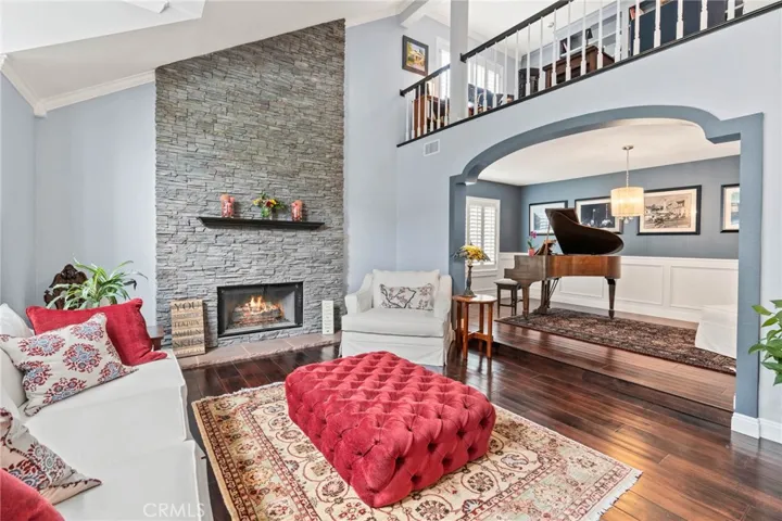 5040 Wagner Way, Oak Park, California 91377