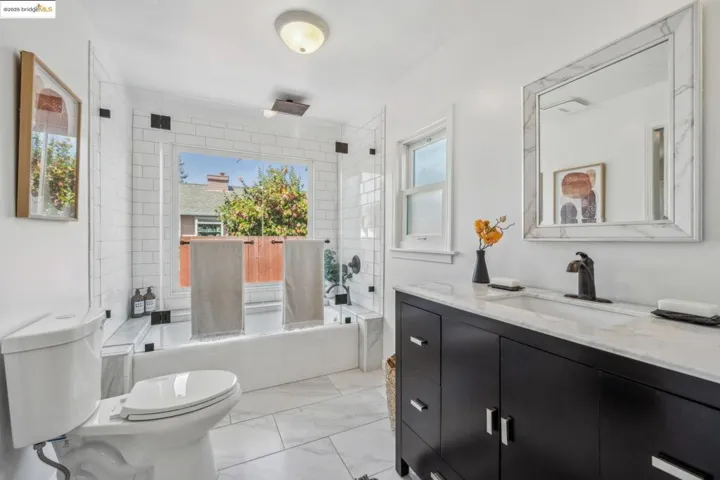 280 Farrelly Dr, San Leandro, California 94577