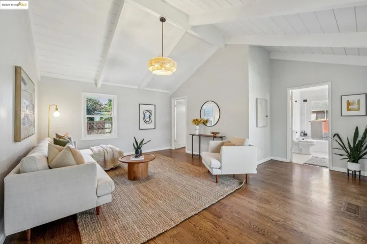 280 Farrelly Dr, San Leandro, California 94577