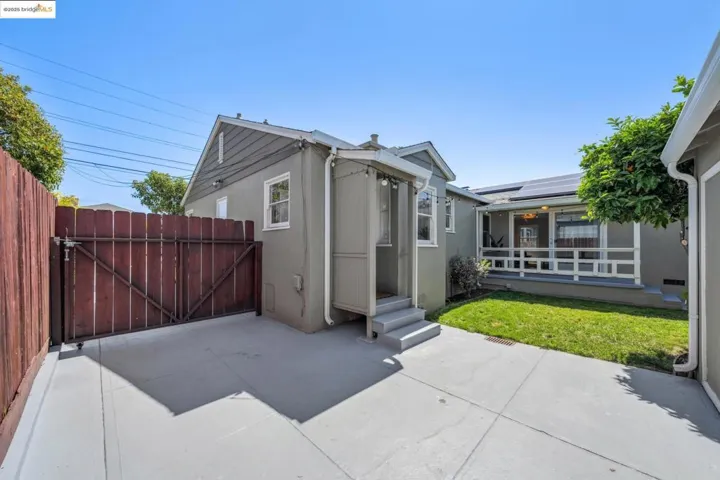 280 Farrelly Dr, San Leandro, California 94577