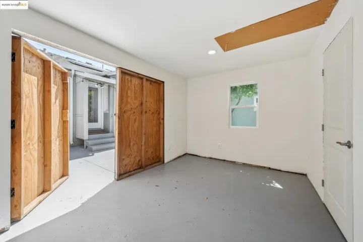 280 Farrelly Dr, San Leandro, California 94577