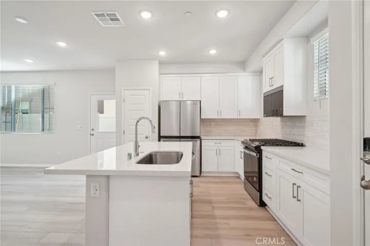 40411 Via Cava, Temecula, California 92591