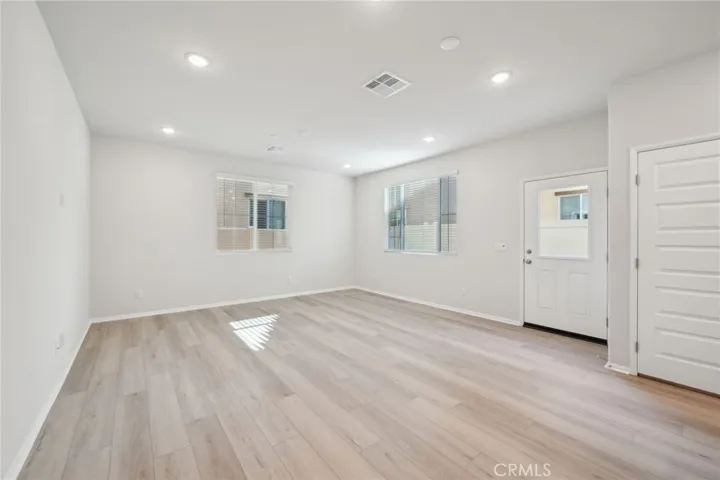 40411 Via Cava, Temecula, California 92591