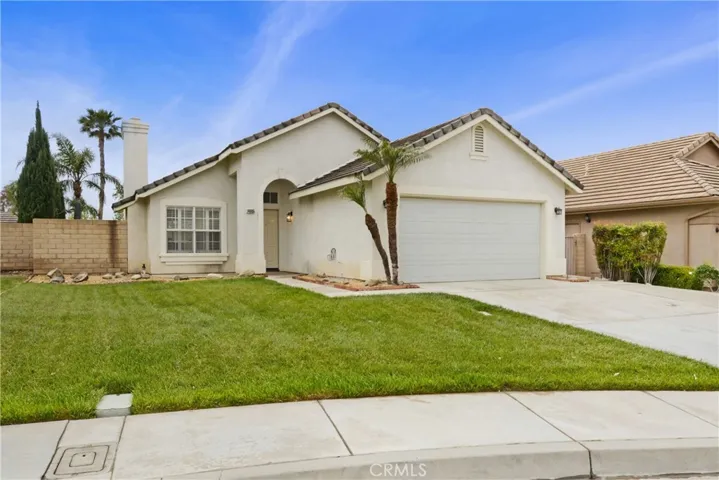 14805 Foxfield Lane, Fontana, California 92336