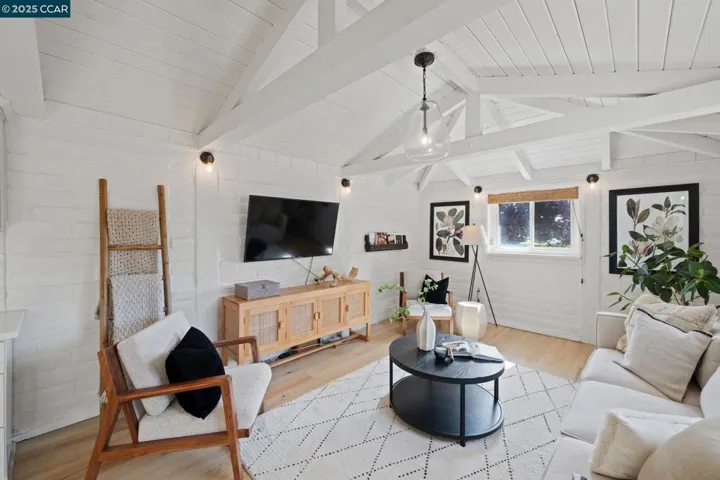 3275 Withers Ave, Lafayette, California 94549