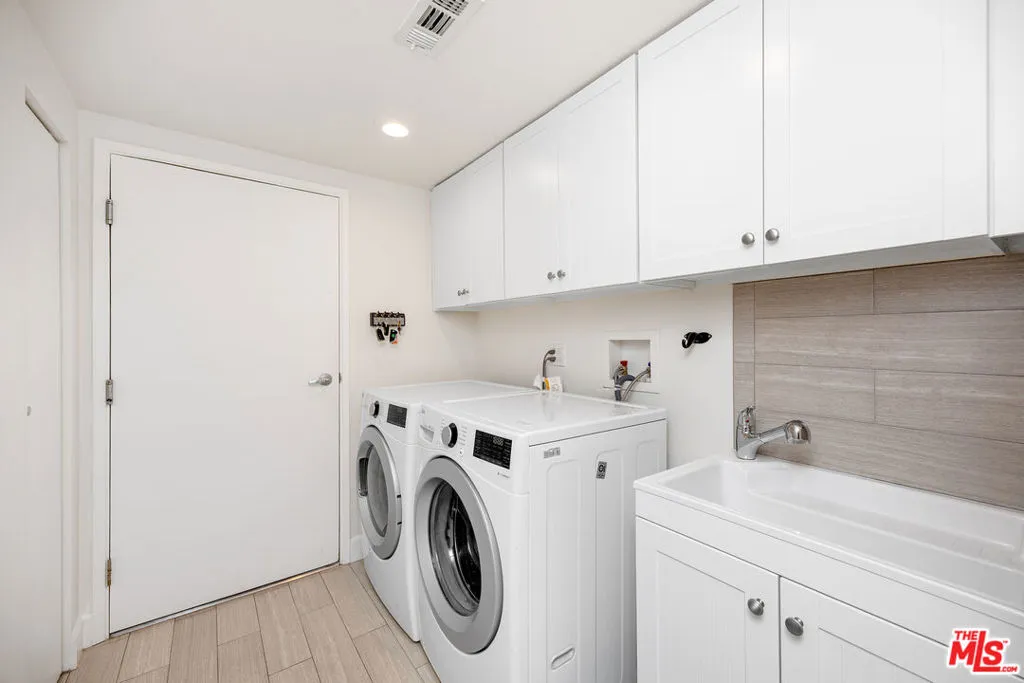 22518 Jameson Drive, Calabasas, California 91302 home-pic-27