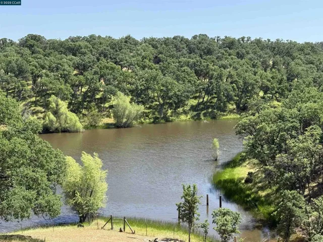 14630 Saint Croy Road, Red Bluff, California 96080