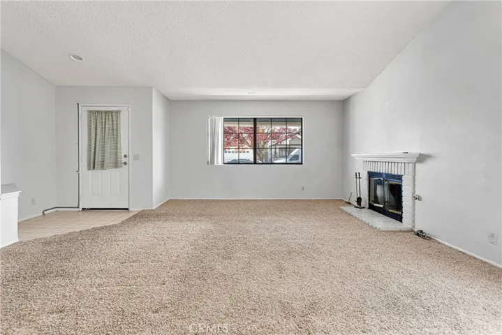 12152 Cobblestone Drive, Victorville, California 92392