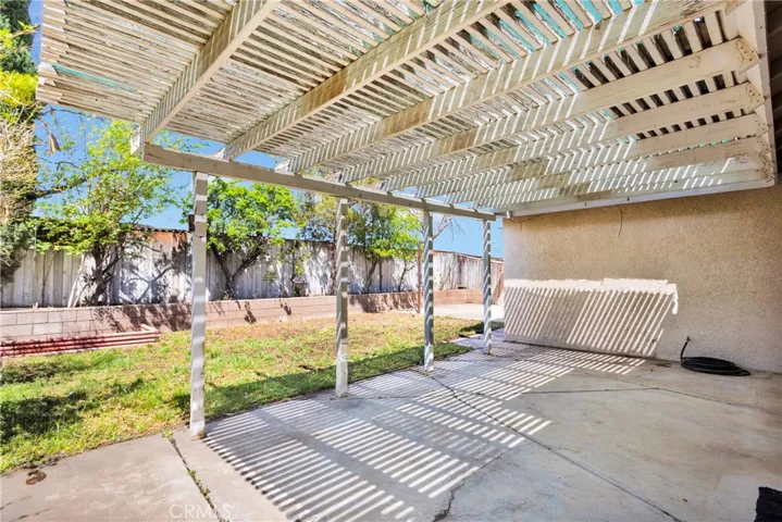 12152 Cobblestone Drive, Victorville, California 92392