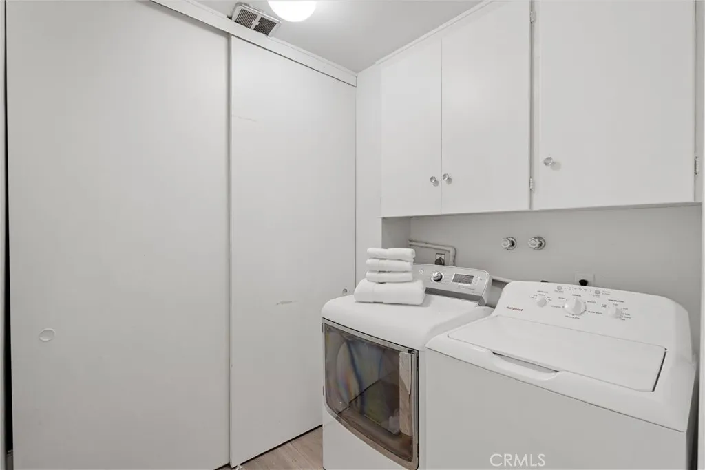 1349 Shadow Lane 217 (h), Fullerton, California 92831 home-pic-17