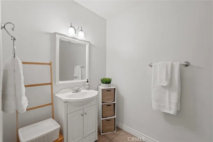 1349 Shadow Lane 217 (h), Fullerton, California 92831
