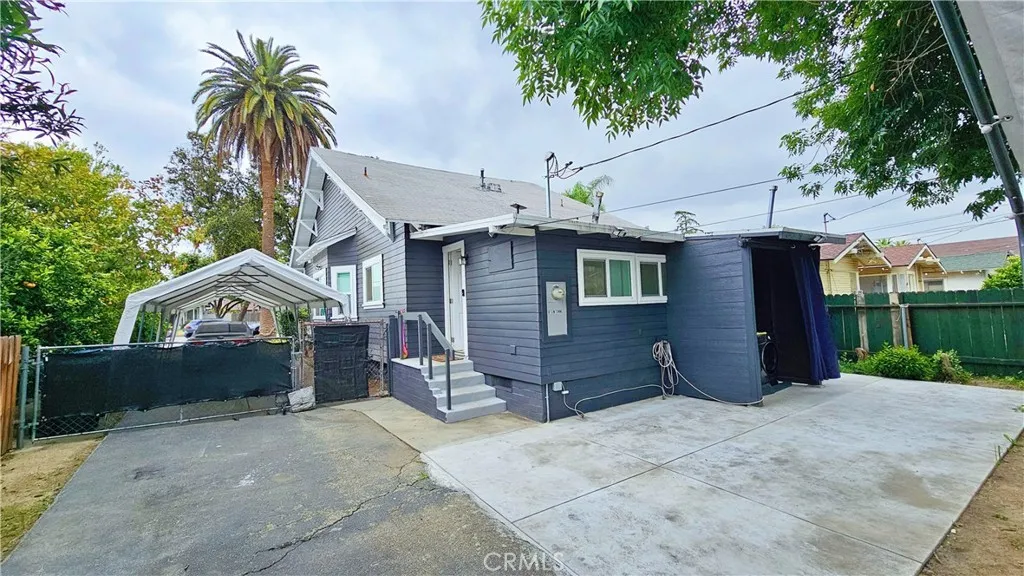 873 N Towne Avenue, Pomona, California 91767 home-pic-17