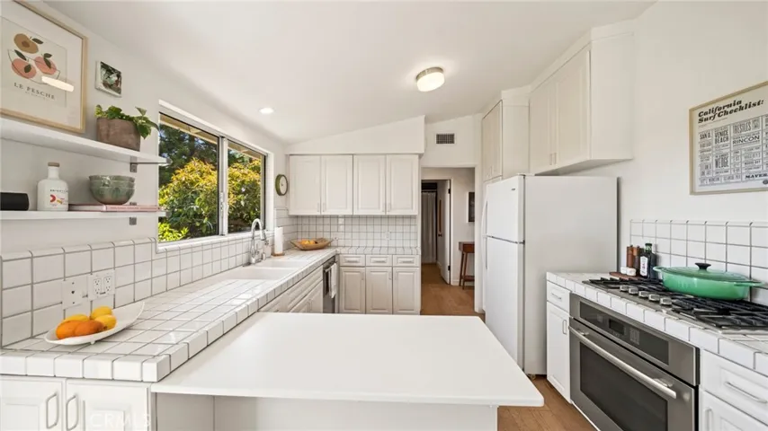 2116 W General Street, Rancho Palos Verdes, California 90275