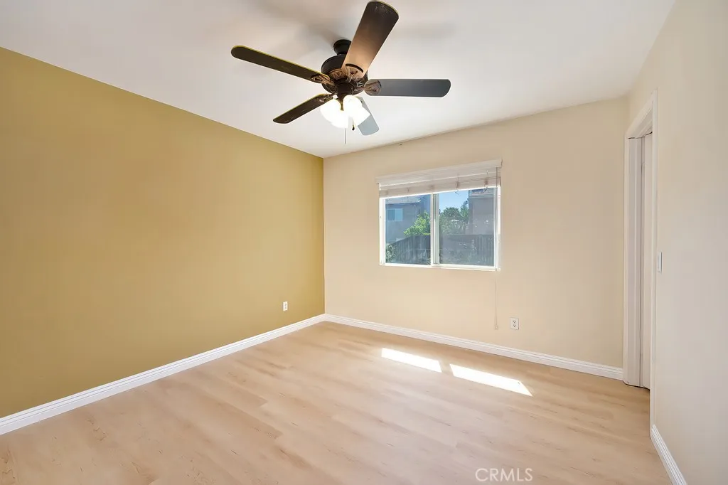 24932 Greenbrier Court, Corona, California 92883 home-pic-32