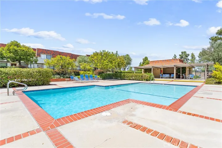 28039 Ridgebrook Court, Rancho Palos Verdes, California 90275