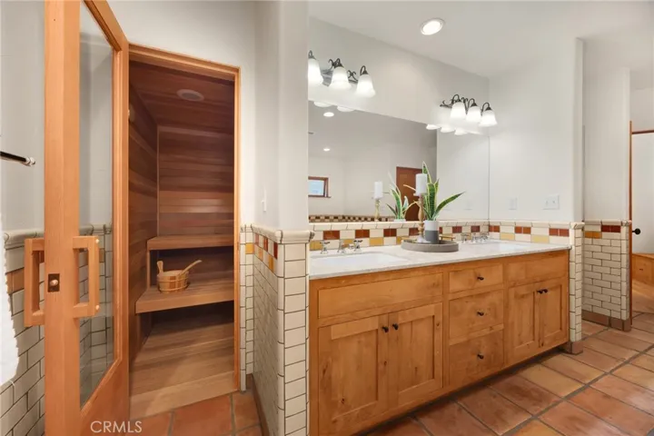 911 Laguna Road, Fullerton, California 92835